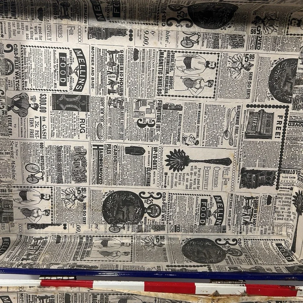 Vintage American Flag Metal Trunk Newspaper Lined Interior Patriotic Chest